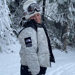 Meet your Posher, Whitley